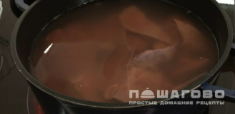 Фото приготовления рецепта: Паштет из говяжьей печени с морковью и луком - шаг 2