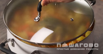 Фото приготовления рецепта: Простое жаркое со свининой - шаг 6