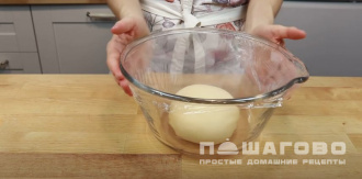 Фото приготовления рецепта: Духовые пирожки Расстегай с рыбными консервами - шаг 7