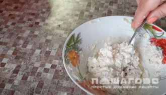 Фото приготовления рецепта: Овсяный блин с сыром - шаг 3