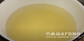 Фото приготовления рецепта: Треска «по-польски» - шаг 4