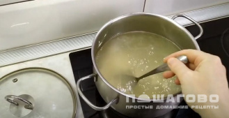 Фото приготовления рецепта: Суп из кабачков с плавленным сыром - шаг 5
