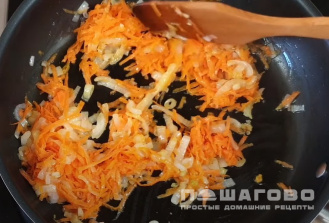 Фото приготовления рецепта: Кабачки с рисом - шаг 1