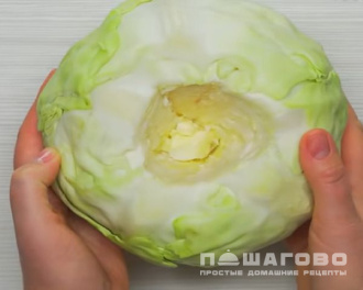 Фото приготовления рецепта: Голубцы с мясом и рисом в духовке с овощным соусом - шаг 1