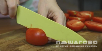 Фото приготовления рецепта: Вяленые помидоры с прованскими травами - шаг 1
