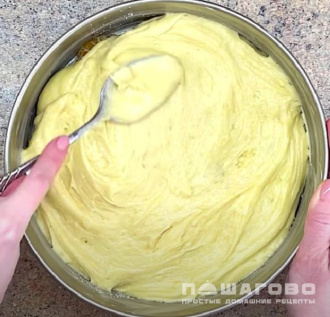 Фото приготовления рецепта: Пирог с мандаринами - шаг 4