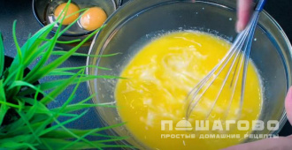 Фото приготовления рецепта: Торт «Муравейник» без использования мясорубки - шаг 3