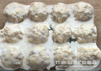 Фото приготовления рецепта: Нежные куриные шарики в сырно-сливочном соусе - шаг 6