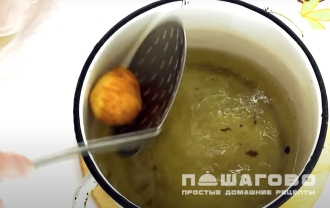 Фото приготовления рецепта: Пончики картофельные - шаг 12