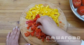 Фото приготовления рецепта: Шурпа из рыбы - шаг 7