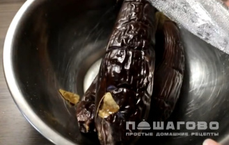 Фото приготовления рецепта: Паштет из баклажанов - шаг 1