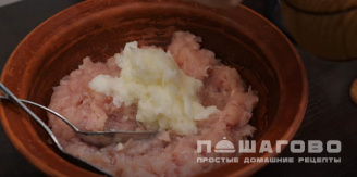 Фото приготовления рецепта: Голубцы из блинов - шаг 7