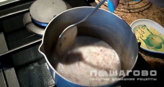Фото приготовления рецепта: Молочная гречневая каша - шаг 4