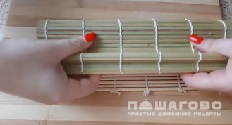 Фото приготовления рецепта: Ролл-оливье - шаг 5