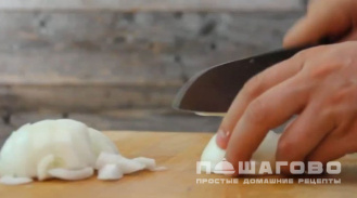 Фото приготовления рецепта: Уха из осетра с овощами - шаг 3