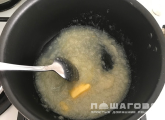 Фото приготовления рецепта: Грушевый курд - шаг 3