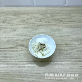 Фото приготовления рецепта: Рийет из форели с креветками - шаг 2