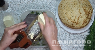 Фото приготовления рецепта: Начинка для блинов из брынзы - шаг 1