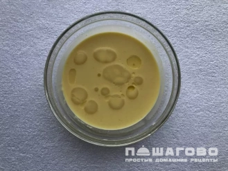 Фото приготовления рецепта: Панкейки на сыворотке с корицей - шаг 2