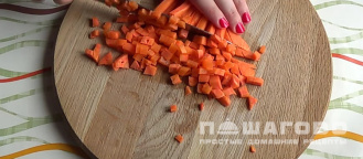 Фото приготовления рецепта: Суп с чечевицей на мясном бульоне - шаг 3