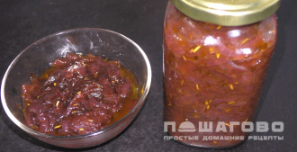 Фото приготовления рецепта: Луковый конфитюр - шаг 3