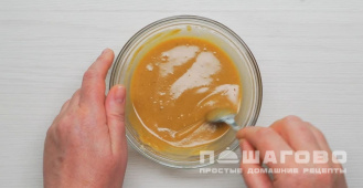 Фото приготовления рецепта: Подлива с мясом и мукой - шаг 5