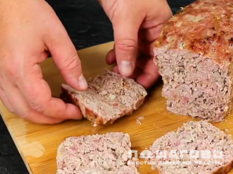 Фото приготовления рецепта: Мясной хлеб по-домашнему - шаг 6