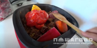 Фото приготовления рецепта: Суп из говяжьих ребрышек - шаг 6