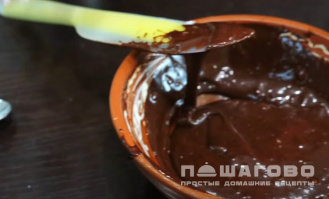 Фото приготовления рецепта: Кофейно шоколадный кекс в кружке - шаг 1