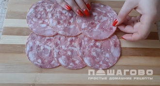 Фото приготовления рецепта: Ролл-оливье - шаг 1