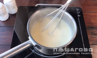 Фото приготовления рецепта: Лазанья из блинов с фаршем - шаг 4