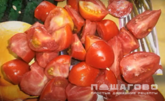 Фото приготовления рецепта: Салат из цветной капусты на зиму - шаг 5
