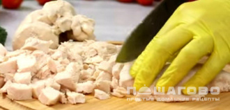 Фото приготовления рецепта: Киш с брокколи и чесноком - шаг 10