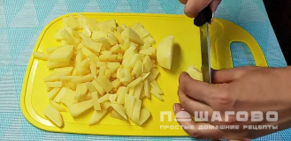 Фото приготовления рецепта: Суп с чечевицей и картофелем и курицей - шаг 8