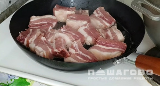 Фото приготовления рецепта: Жаркое по-деревенски со свиными ребрами - шаг 2