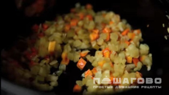 Фото приготовления рецепта: Рассольник с почками - шаг 4