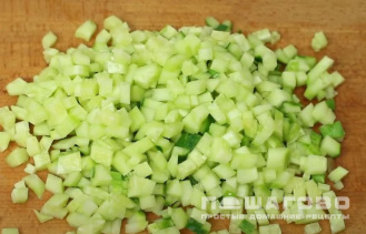 Фото приготовления рецепта: Окрошка на тане - шаг 5