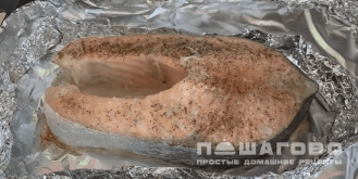 Фото приготовления рецепта: Стейк из лосося - шаг 2