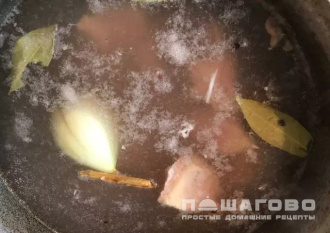Фото приготовления рецепта: Шурпа из козлятины - шаг 2