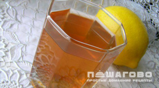 Фото приготовления рецепта: Компот из крыжовника с инжиром - шаг 2