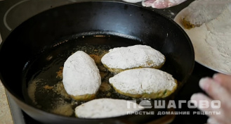 Фото приготовления рецепта: Постные вегетарианские котлеты - шаг 10