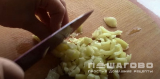 Фото приготовления рецепта: Кабачки, фаршированные мясом в духовке - шаг 3