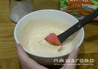 Фото приготовления рецепта: Курица кусочками в сливочном соусе - шаг 3
