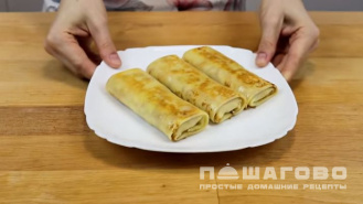 Фото приготовления рецепта: Блины с курицей фаршированные - шаг 8