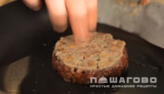 Фото приготовления рецепта: Шницель из баранины - шаг 7