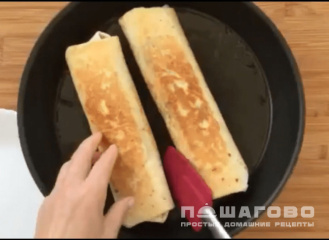 Фото приготовления рецепта: Грибы и лаваш в рулете - шаг 3
