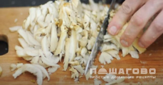 Фото приготовления рецепта: Хинкали с грибами - шаг 3