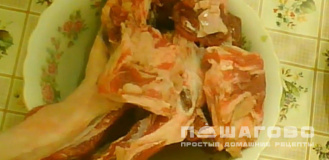 Фото приготовления рецепта: Борщ с квашеной капустой и фасолью - шаг 1