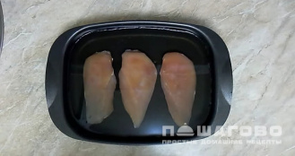 Фото приготовления рецепта: Бастурма из курицы - шаг 5