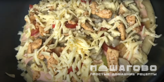 Фото приготовления рецепта: Пицца диетическая на кефире из куриного филе - шаг 6